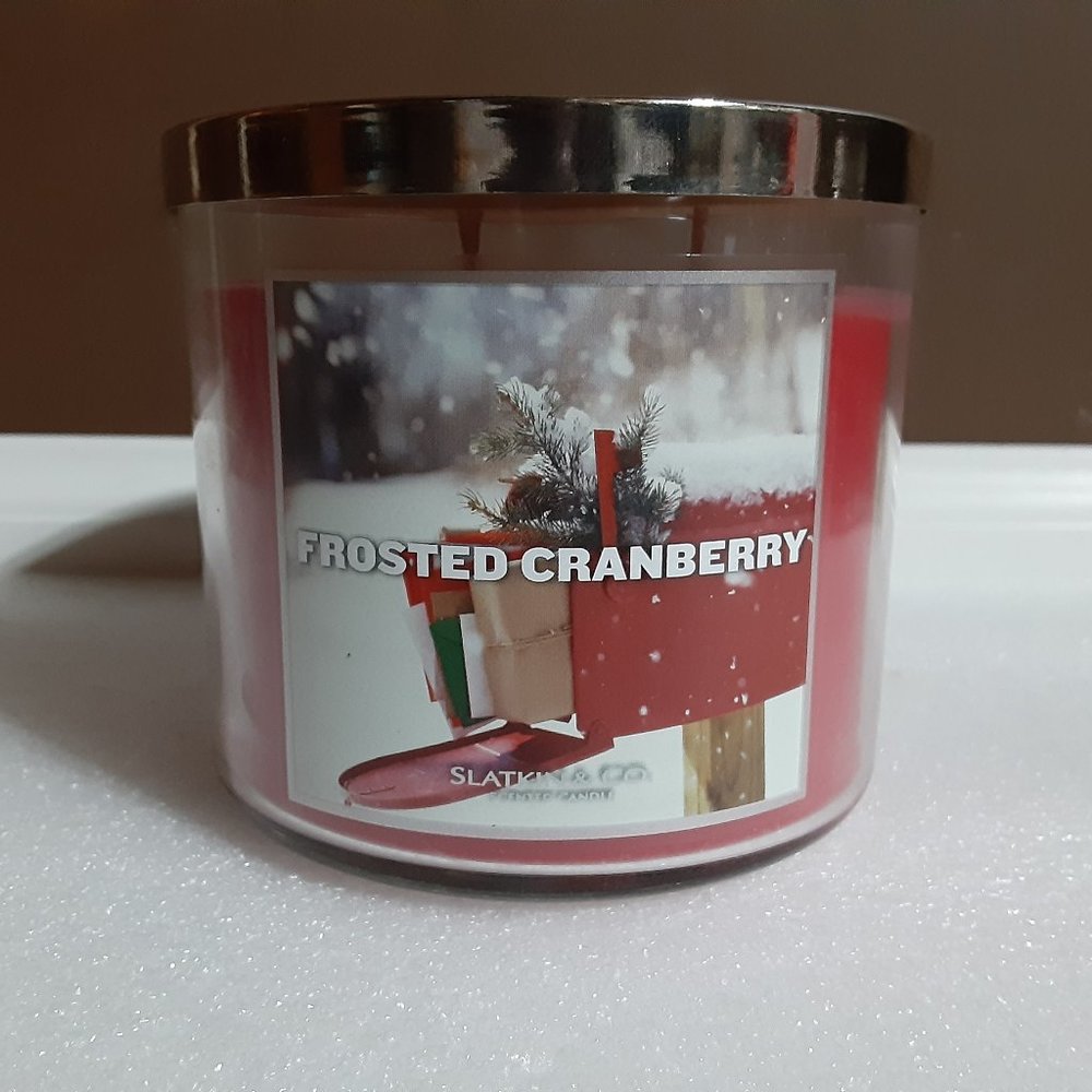 Slatkin Co. FROSTED CRANBERRY 3-Wick Large Candle 14.5 oz Jar